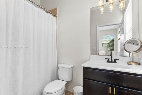 Adosado en venta en Homestead, Florida, 2 dormitorios, 113.71 m2 № 1970239 - foto 21