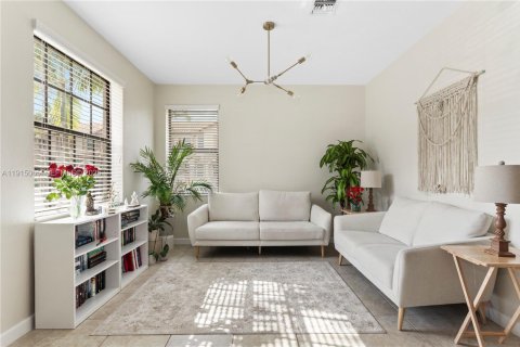 Adosado en venta en Homestead, Florida, 2 dormitorios, 113.71 m2 № 1970239 - foto 6