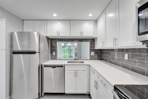 Copropriété à vendre à Davie, Floride: 3 chambres, 117.06 m2 № 2062370 - photo 7