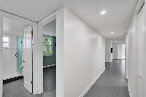 Copropriété à vendre à Davie, Floride: 3 chambres, 117.06 m2 № 2062370 - photo 17