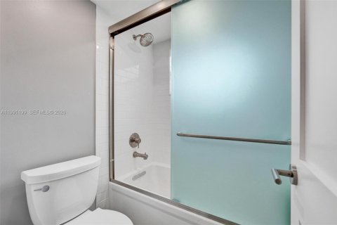 Copropriété à vendre à Davie, Floride: 3 chambres, 117.06 m2 № 2062370 - photo 24