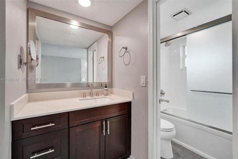 Copropriété à vendre à Davie, Floride: 3 chambres, 117.06 m2 № 2062370 - photo 23