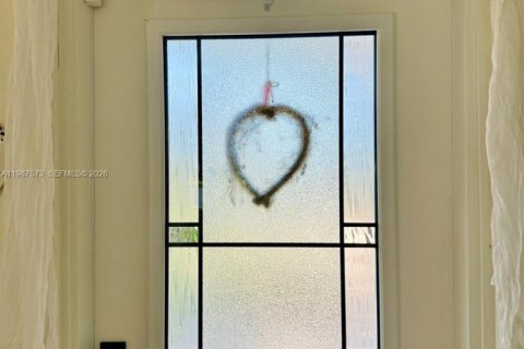 House in Hollywood, Florida 2 bedrooms, 120.4 sq.m. № 2056053 - photo 6