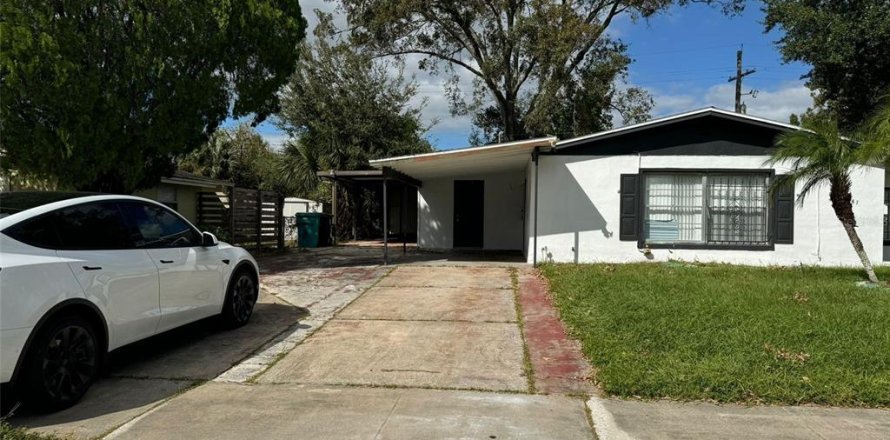 Villa ou maison à Orlando, Floride 4 chambres, 147.99 m2 № 1690253