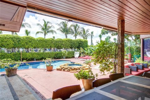 Купить виллу или дом в Халландейл-Бич, Флорида 5 спален, 449.46м2, № 2026242 - фото 17