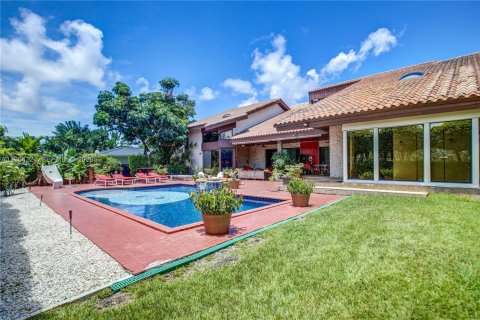 Купить виллу или дом в Халландейл-Бич, Флорида 5 спален, 449.46м2, № 2026242 - фото 14