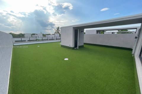 Casa en alquiler en Oakland Park, Florida, 3 dormitorios, 166.02 m2 № 2084991 - foto 12