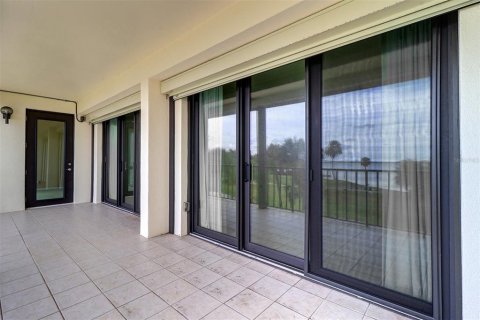 Condo in Belleair, Florida, 2 bedrooms  № 1517981 - photo 10