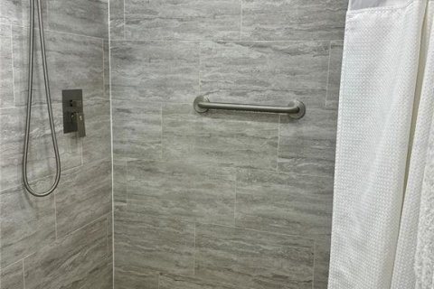 Купить кондоминиум в Дейтона-Бич, Флорида 4 комнаты, 118.45м2, № 2099280 - фото 27