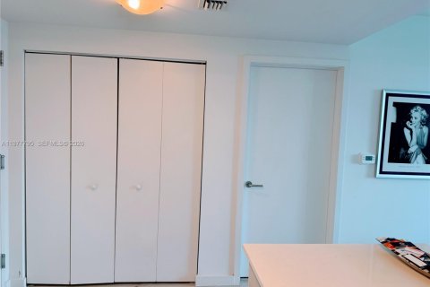 Copropriété à louer à Miami, Floride: 45.06 m2 № 2046228 - photo 6