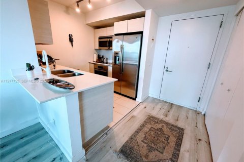 Copropriété à louer à Miami, Floride: 45.06 m2 № 2046228 - photo 3