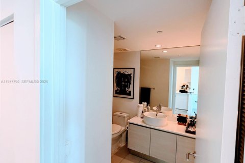 Copropriété à louer à Miami, Floride: 45.06 m2 № 2046228 - photo 7