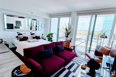 Copropriété à louer à Miami, Floride: 45.06 m2 № 2046228 - photo 13