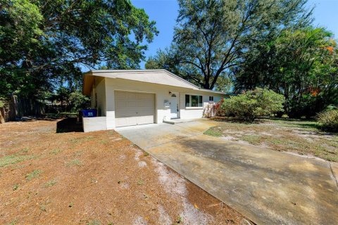 Villa ou maison à vendre à Saint Petersburg, Floride: 2 chambres, 103.49 m2 № 2420231 - photo 3