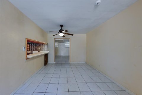 Villa ou maison à vendre à Saint Petersburg, Floride: 2 chambres, 103.49 m2 № 2420231 - photo 11
