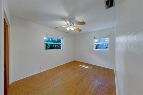 Villa ou maison à vendre à Saint Petersburg, Floride: 2 chambres, 103.49 m2 № 2420231 - photo 16