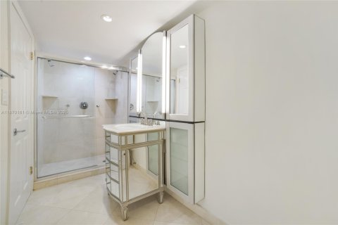 Снять в аренду кондоминиум в Форт-Лодердейл, Флорида 2 спальни, 196.58м2, № 1979443 - фото 13