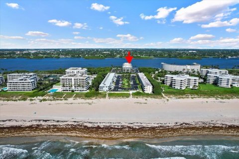 Copropriété à louer à Palm Beach, Floride: 2 chambres, 108.14 m2 № 2386946 - photo 29