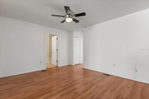 Townhouse in Kissimmee, Florida 3 bedrooms, 158.21 sq.m. № 1592928 - photo 12