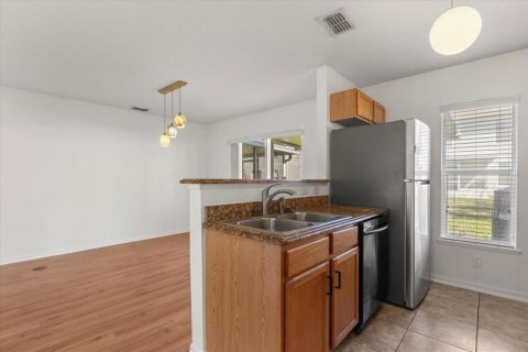 Townhouse in Kissimmee, Florida 3 bedrooms, 158.21 sq.m. № 1592928 - photo 23