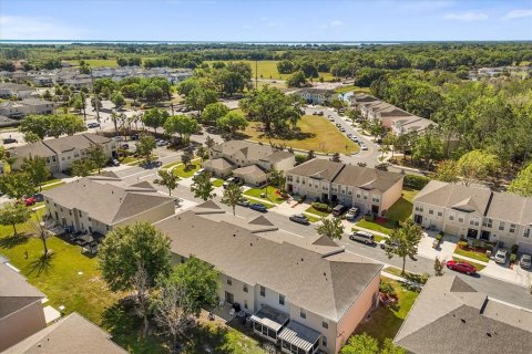 Townhouse in Kissimmee, Florida 3 bedrooms, 158.21 sq.m. № 1592928 - photo 5