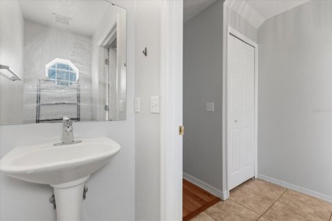 Townhouse in Kissimmee, Florida 3 bedrooms, 158.21 sq.m. № 1592928 - photo 17