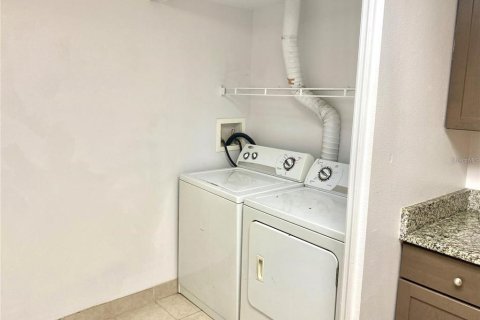 Adosado en alquiler en Davenport, Florida, 3 dormitorios, 168.25 m2 № 1833560 - foto 9