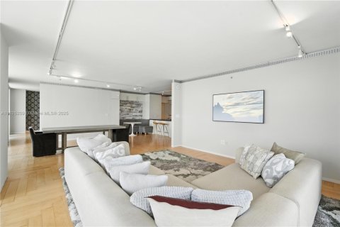 Copropriété à vendre à Miami, Floride: 3 chambres, 166.2 m2 № 1938476 - photo 4
