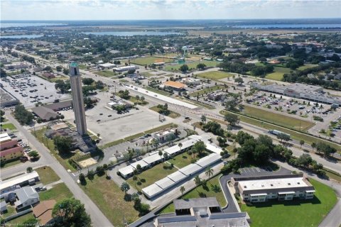 Propiedad comercial en venta en Lake Placid, Florida, 1277.96 m2 № 2130765 - foto 24