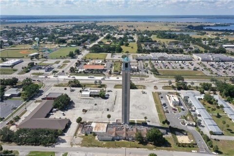 Propiedad comercial en venta en Lake Placid, Florida, 1277.96 m2 № 2130765 - foto 12