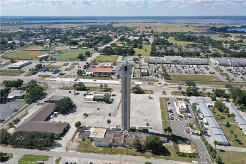 Propiedad comercial en venta en Lake Placid, Florida, 1277.96 m2 № 2130765 - foto 13
