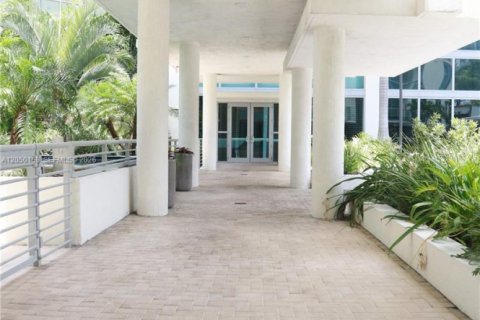Copropriété à vendre à Miami Beach, Floride: 1 chambre, 55.37 m2 № 2186552 - photo 16