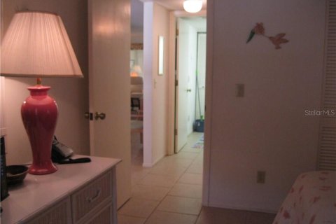 Condominio en alquiler en Sarasota, Florida, 2 dormitorios, 109.81 m2 № 212653 - foto 17