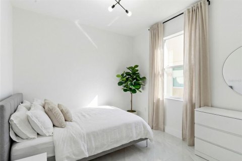 Villa ou maison à vendre à Riverview, Floride: 4 chambres, 186.36 m2 № 2143643 - photo 13