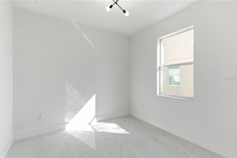 Villa ou maison à vendre à Riverview, Floride: 4 chambres, 186.36 m2 № 2143643 - photo 14