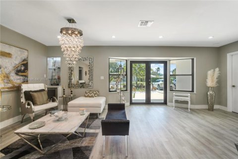 Villa ou maison à vendre à Lighthouse Point, Floride: 3 chambres, 203.83 m2 № 1864033 - photo 3