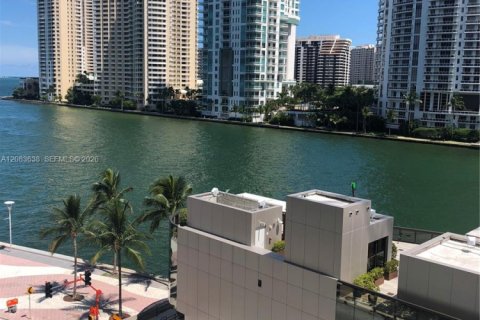 Condo à Miami, Floride, 1 chambre  № 2355196