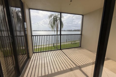 Copropriété à louer à Oakland Park, Floride: 2 chambres, 85.47 m2 № 2385506 - photo 10