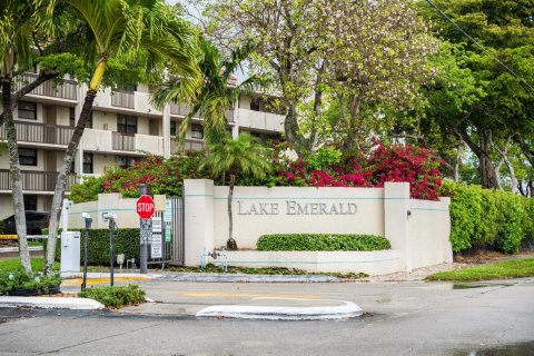 Copropriété à louer à Oakland Park, Floride: 2 chambres, 85.47 m2 № 2385506 - photo 21