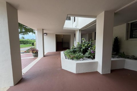 Copropriété à louer à Oakland Park, Floride: 2 chambres, 85.47 m2 № 2385506 - photo 17