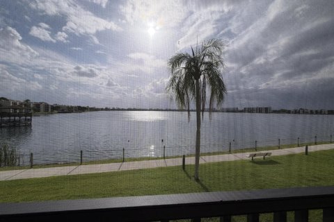Copropriété à louer à Oakland Park, Floride: 2 chambres, 85.47 m2 № 2385506 - photo 13