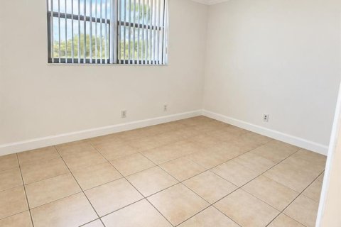Copropriété à louer à Oakland Park, Floride: 2 chambres, 85.47 m2 № 2385506 - photo 26