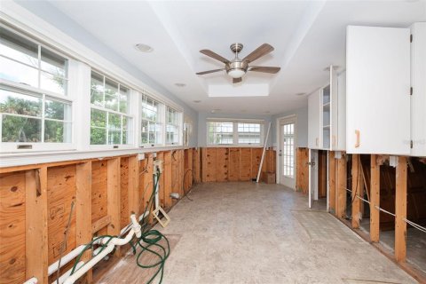 Casa en venta en Englewood, Florida, 6 dormitorios, 649.48 m2 № 2202573 - foto 24