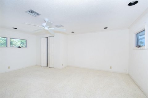 Casa en venta en Englewood, Florida, 6 dormitorios, 649.48 m2 № 2202573 - foto 28