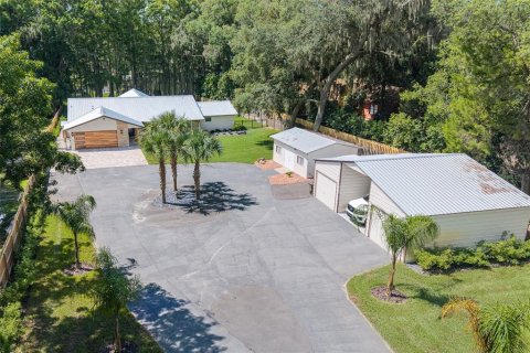 House in Inverness, Florida 4 bedrooms, 251.3 sq.m. № 1801986 - photo 9