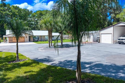 House in Inverness, Florida 4 bedrooms, 251.3 sq.m. № 1801986 - photo 6