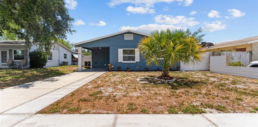Villa ou maison à Saint Petersburg, Floride 2 chambres, 86.03 m2 № 1778261