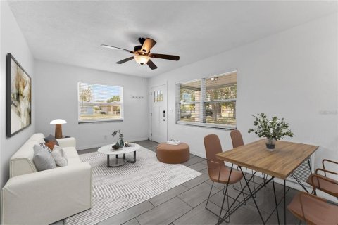 Villa ou maison à vendre à Saint Petersburg, Floride: 2 chambres, 86.03 m2 № 1778261 - photo 8