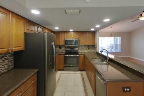 House in Spring Hill, Florida 3 bedrooms, 190.82 sq.m. № 1911922 - photo 7