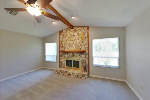 House in Spring Hill, Florida 3 bedrooms, 190.82 sq.m. № 1911922 - photo 4